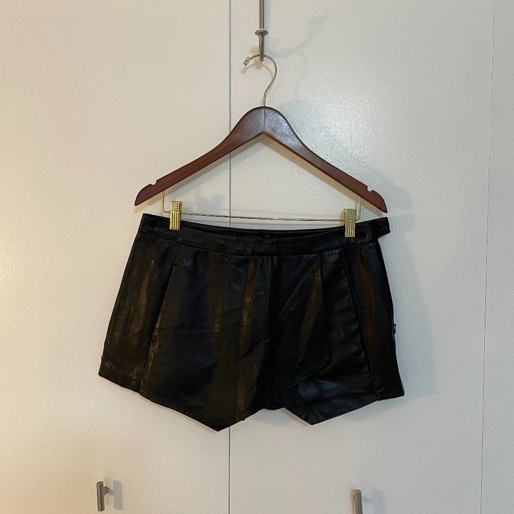 ZARA Vegan Leather Skort- Small/26